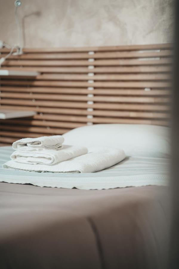 タラント Dimora Mariu Bed & Breakfast エクステリア 写真