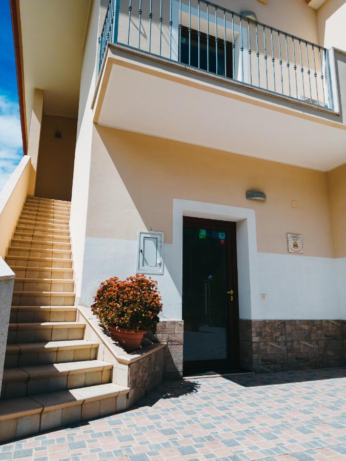 タラント Dimora Mariu Bed & Breakfast エクステリア 写真