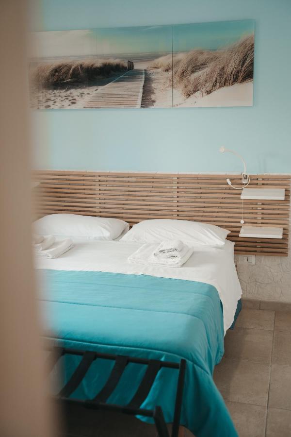 タラント Dimora Mariu Bed & Breakfast エクステリア 写真