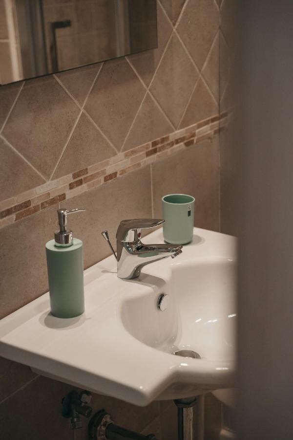 タラント Dimora Mariu Bed & Breakfast エクステリア 写真